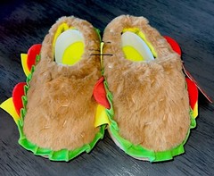 Wonder Nation Cheeseburger Slippers Big Kids‘ Size 13-1 2-3 4-5 New