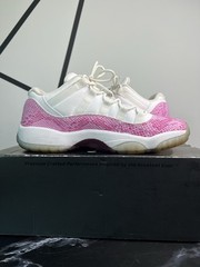 air jordan 11 low pink snakeskin| size: 6Y | 2013 release (missing insoles)