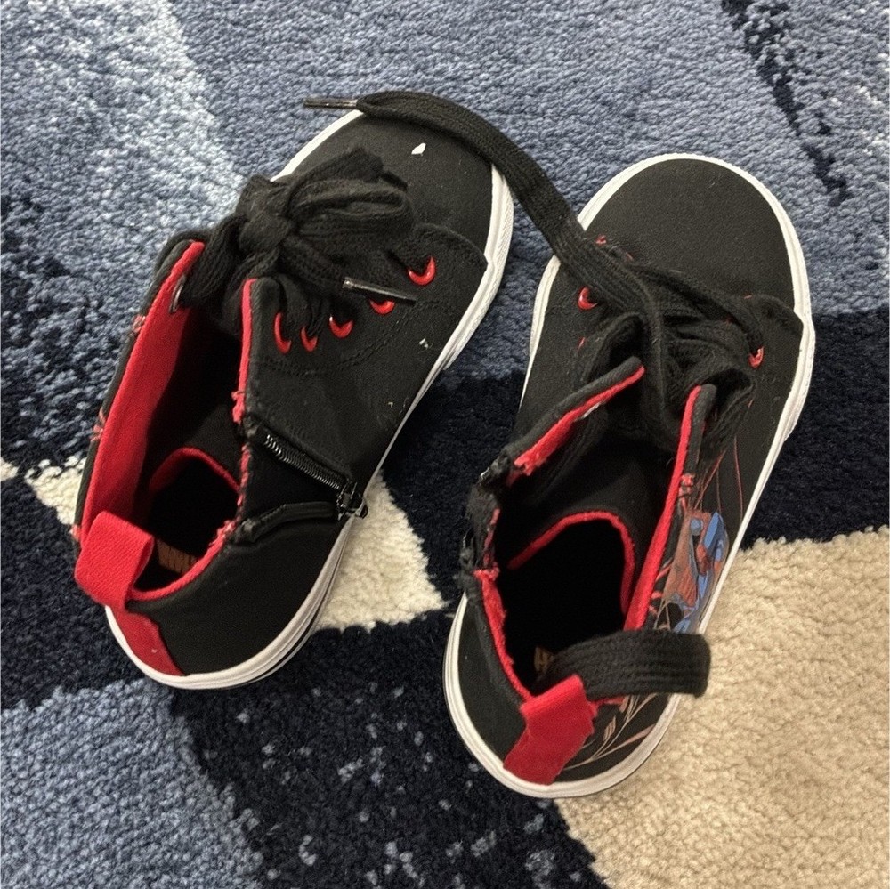 Marvel Spider-Man Unisex Kids High Top Lace-Up Zipper Canvas Sneakers Sz 10