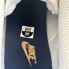 Nike Dunk Low White Wheat Midnight Navy Boys US 5 Uk 4.5 NOS