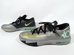 Nike KD VI PRECISION TIMING BLACK 599477 003 SIZE US 5.5Y YOUTH UK 5