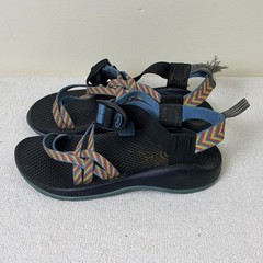 Chaco ZX/2 Sandals Classic Fiesta Rainbow Stripe Strappy Hiking Kids Size 2