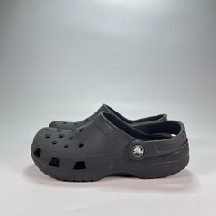 Crocs Classic Clogs Black Lightweight Comfort Casual Slip On Shoes Youth Size 2