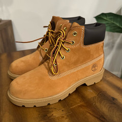 Authentic Timberland Kids Youth Classic 6 Inch Wheat Boots „Butters“ – Size 2.5