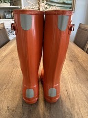 Hunter Original Tall Gloss Youth Wellington Boots Sz 4 Coral Orange Preowned