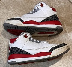 Jordan 3 Retro 2022 Mid Fire Red Size 1Y Shoes Sneakers DM0966-160 Kids Nike Air