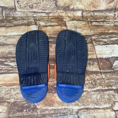 Crocs BAYA slide Open Toe Heel Strap Kids size C 8/9 Blue W/ Penn State Jibbitz