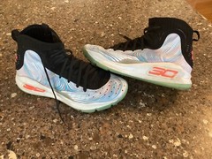 Under Armour GS Curry 4 Mid GS More Magic Basketball Shoes Size 6.5Y / Wmn’s 8