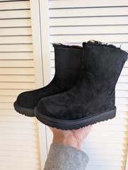 UGG KID BOOTS K/1158095K KIDS‘ CLASSIC ZIP IT SHORT BOOT