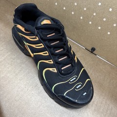 Nike Air Max Plus TN Black Volt Orange GS 655020-084 SZ 4Y or Womens Sz. 5.5