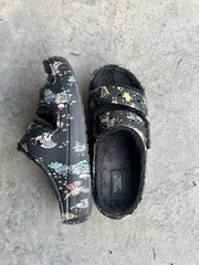 Crocs Classic Mammoth Luxe Minnie Mouse Faux Fur Lined Clog Black US 8