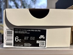 Nike SB Dunk Low Pro QS (TD) Varsity Red Wizard of Oz 6C Unisex Kids Sneaker