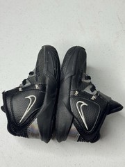Nike Kyrie Infinity Black Metalic Silver Athletic Shoes DD0333- 005