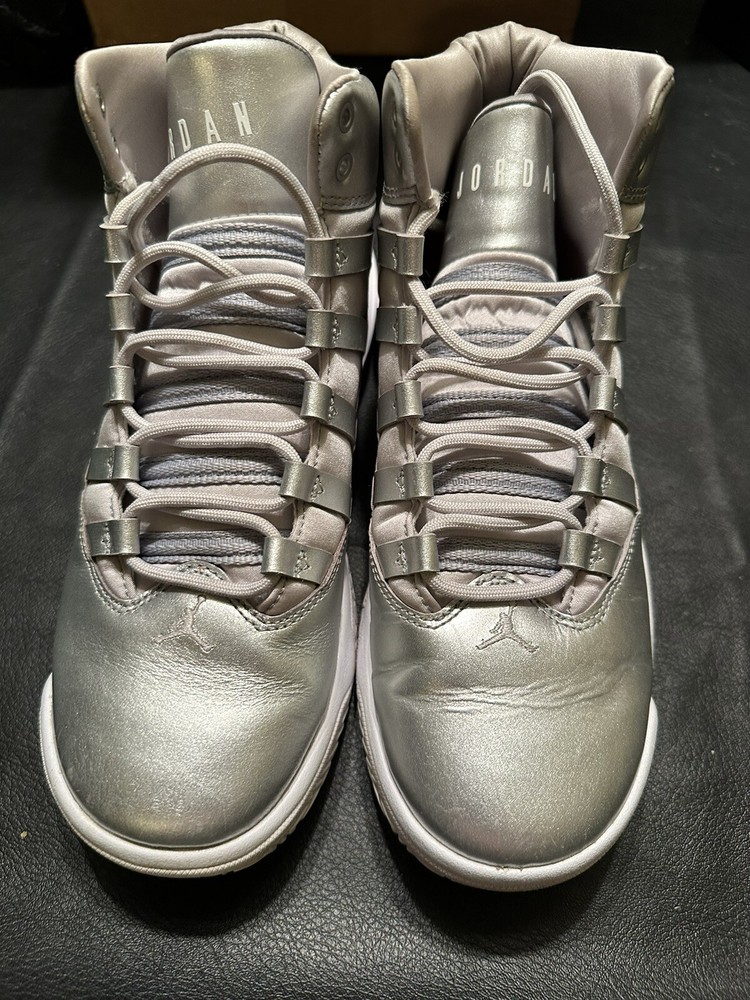 Nike Air Jordan Max Aura SE GS Silver Metallic AV5175 040 Mens 6.5, Y 6.5