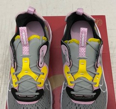 Size US – 7Y / EUR – 40 Nike React Vision (GS) CD6888-003 Multicolor .