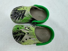 Crocs Baya Clogs Kids Green Tropical Graphic Slip-On Round Toe Comfort – 5