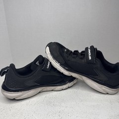Under Armour UA BPS Assert 9 AC Black / White Kids Size 1.5 Youth 2021