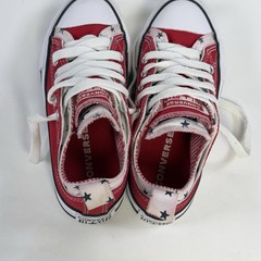 Converse All Star~Classic Low Top Red With Stars Youth Sz 12, EUC!