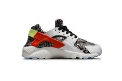 Size 5.5Y or 7 Wmns – Nike Air Huarache Run SE ‚Doodle‘