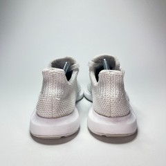 Adidas Swift Run J White Fabric Active Wear Sports Trainer Sneaker Youth Size 5