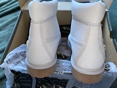 Timberland Premium 6 in Waterproof Boot Light Grey Nubuck Sz 6.5 Junior
