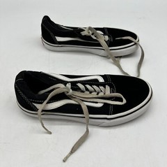 Vans Old Skool Classic Sneackers Size 3 Youth Unisex Black Low Top Casual Travel