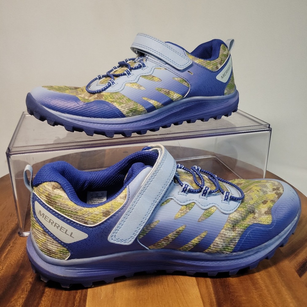 Merrell Nova 3 Sneakers Hiking Trail Shoes Camo/Purple Youth Size 7M