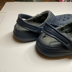 Used Good Crocs Unisex Kids Classic Clogs, Navy, 3 Big Kid