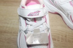 Avia 5000 Athletic Sneakers Toddler size 7 Pink and White NWT