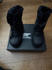 Sorel Children’s Snow Commander Boot – Black, Charcoal – Size 12 US – New
