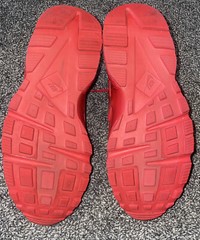 Nike Air Huarache Run (GS) Triple Red 654275 600 Size Youth sz 6Y/Womans 7.5