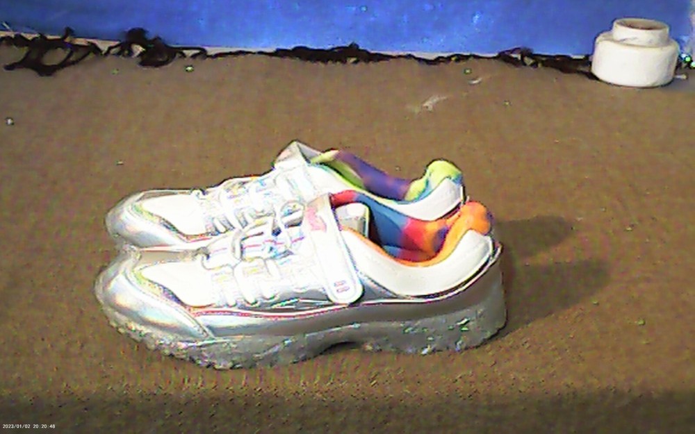 Avia, kid’s athletic shoe, 2, white/silver, felgro strap, lights up when walking