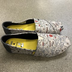TOMS X Peanuts Tiny Alpargata Snoopy Comics Tan Felt Slip-on Shoes Woman 9