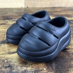 UGG KIDS SPORT YEAH CLOGS BLACK SIZE T7