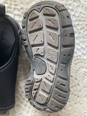 Keen Knotch River Size 8 Open Toe Sandal Black Arch Support Washable Hook &Loop