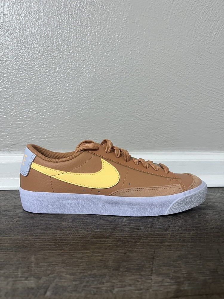 Nike Blazer Low ’77 (GS) Amber Brown/Melon Tint Sneaker 7Y/Women 8.5 DA4074 200