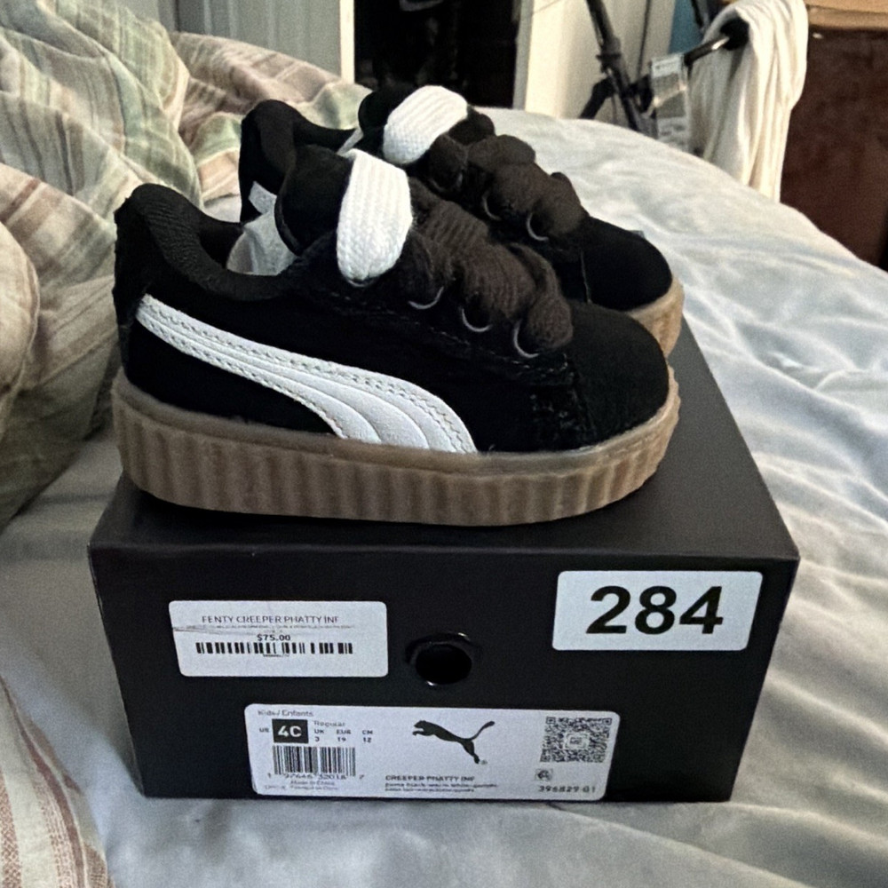 PUMA Creeper Phatty Suede Low Top Lace-Up Sneakers Black/White US 4C