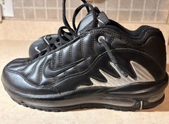 2011 Nike Total Griffey Max 99 GS Black Silver 487676-060 Size 6Y New No Box NOS