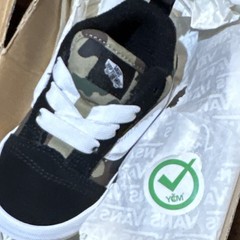 VANS Knu Skool Elastic Lace Camo Low Top Sneakers Black/Green Kids US 7