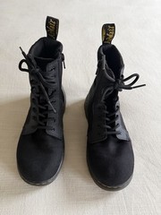 Dr Martins Black Junior’s Combs Lug Sole Boot Canvas / Leather YOUTH Size 3 US