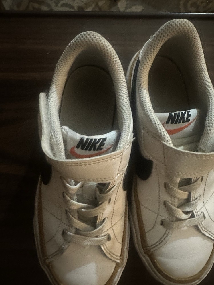 Size 12 (PS) – Nike Court Legacy Low White Desert Ochre