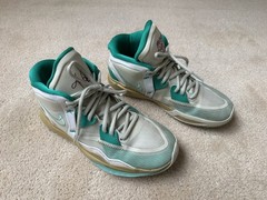 NIKE Kyrie Infinity Basketball Shoes Sneakers Seaglass Big Kids YOUTH 5Y