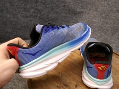 Hoka Clifton 9 Youth Virtual Blue White Teal Cerise Size 6.5 MD 1131170 VRTL