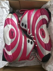 Reebok Shaqnosis OG Grade School Silver/Pink/White V53880 Big Kids Sz 4.5