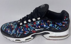 Nike Air Max Plus GS Black Hyper Blue Size: 6.5Y