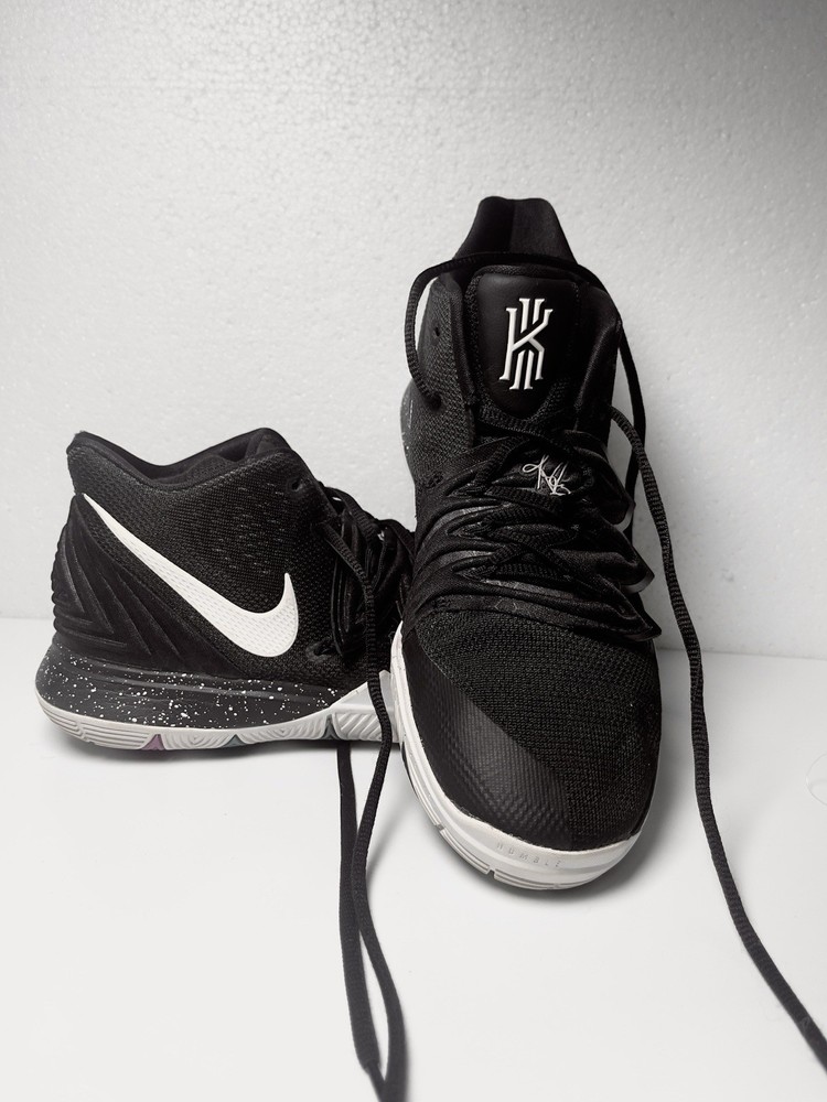 Nike Kyrie 5 Black Magic Basketball Sneakers Size 7Y Youth Kids Athletic Shoes