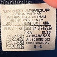 Under Armour Charged Assert 10 Black Running Shoes 3026182-002 Youth Size 6.5Y