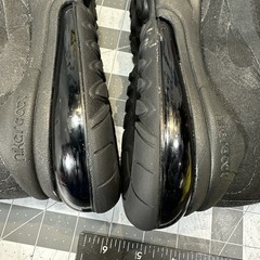 Nike Air Max 270 React Triple Black Athletic Shoes 7 Y Womens 8.5