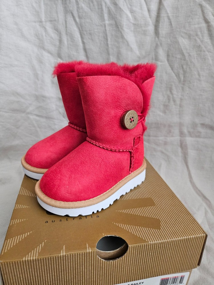 UGG Toddler Boots Bailey Button in Scarlet Color US Size 6, US Size 7