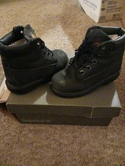 Timberland Premium 6 inch Toddler Petite Black Boots size 9 M /MNew in Box